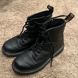Toddler 1460 dr martens size 3